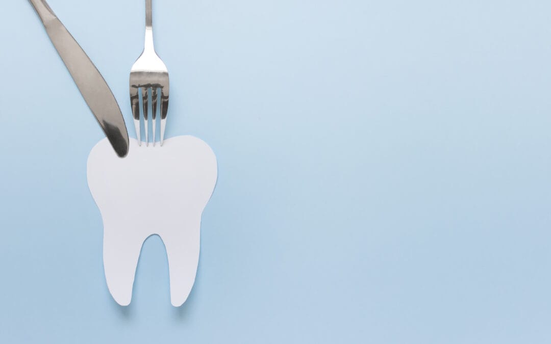 Eating With Invisalign: What You Can and Can’t Do